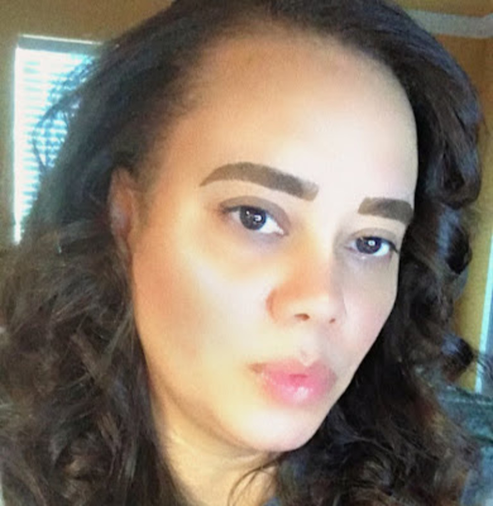 Meet your Posher, Lizzie